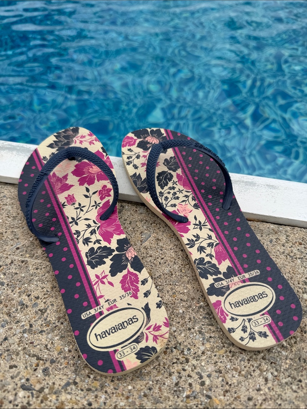 Havaianas Floral Navy and Magenta Women’s Sandals